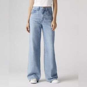 Levi's Women's Wide Leg Jeans